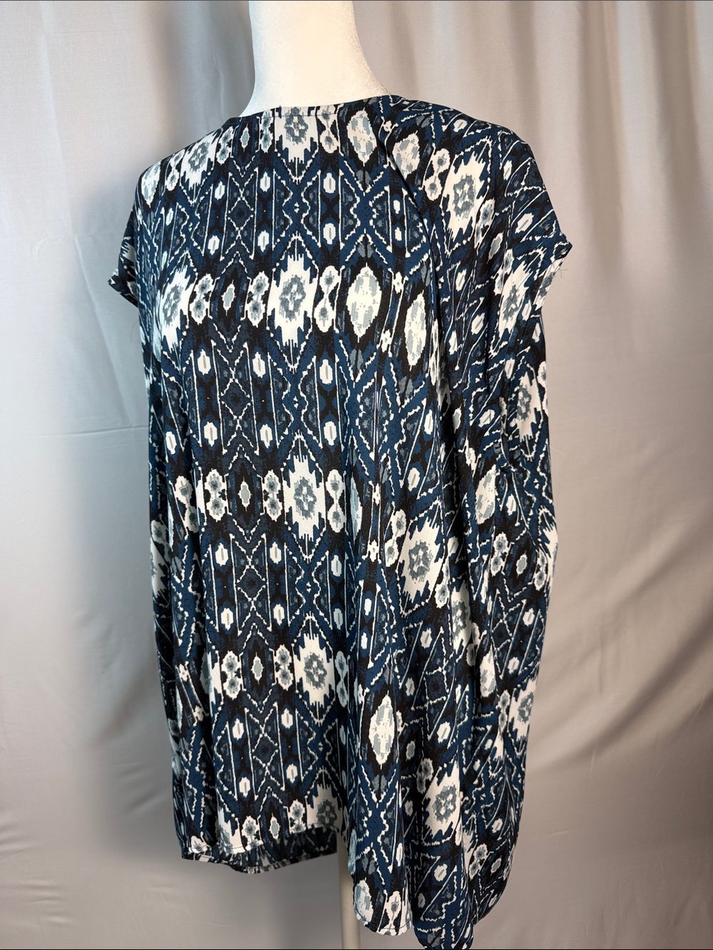 Show Me Your MuMu Navy and White Ikat Print Blouse